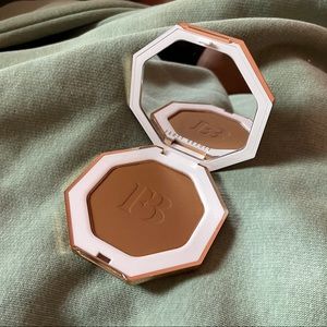 Fenty Bronzer in Caramel Cutie